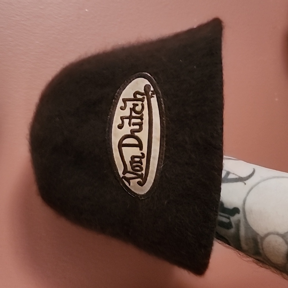 VonDutch ULTRA RARE VINTAGE 2004 Furry Brown Bucket SZ L ( 7 5/8 is my guess)